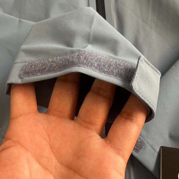 Outdoor Research Women’s Stratoburst Stretch Rain Jacket Small Olympic Blue - Picture 10 of 13